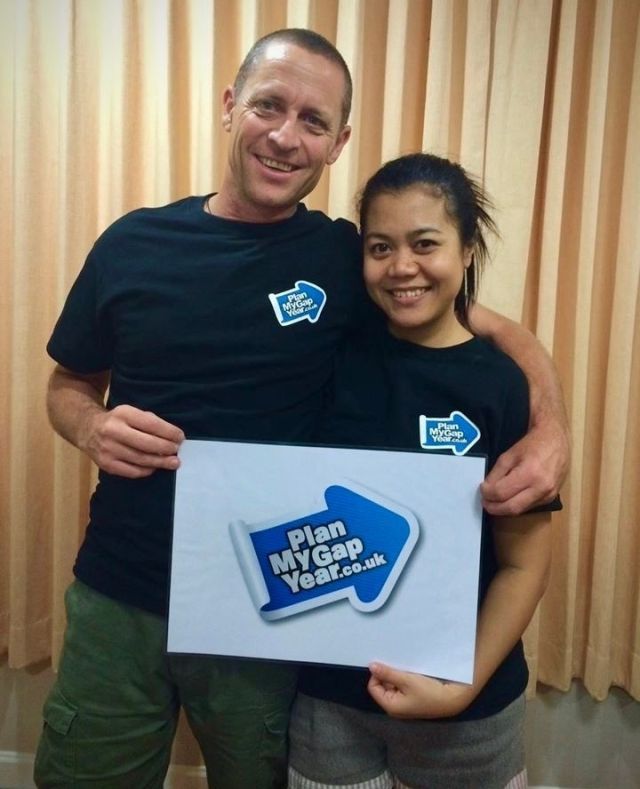 Major throwback to our old logo! But we LOVE this picture of our Coordinators Darryl and Sopida in Bangkok. ❤️🇹🇭⁠
⁠
Real Thailand Experience? 🎉 Teaching Program? 🧑‍🏫 Childcare Project? 🧒🏽 Make Thailand your destination for 2022! ⁠
⁠
Sopida and Darryl will be your main points of contact, and they can't wait to meet you!⁠
⁠
#pmgy #pmgythailand #pmgyexperience #pmgyteaching #pmgychildcare