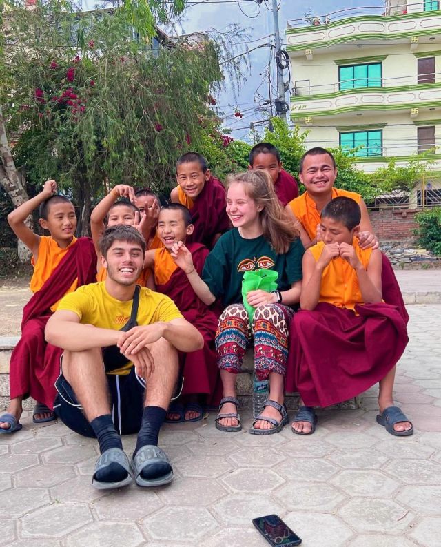 PMGY Nepal Volunteer @kiaan.mt says it right when he says “A smile goes a long way. I love this world.🌎❤️” 

What a wonderful world it is… explore it with PMGY!

📸: @kiaan.mt 
📍: Nepal Monastery Volunteer

Link in bio! 

#pmgy #planmygapyear #pmgynepal #pmgyteaching #travelabroad #volunteerabroad #travelnepal #volunteermonastery #volunteerwithmonks