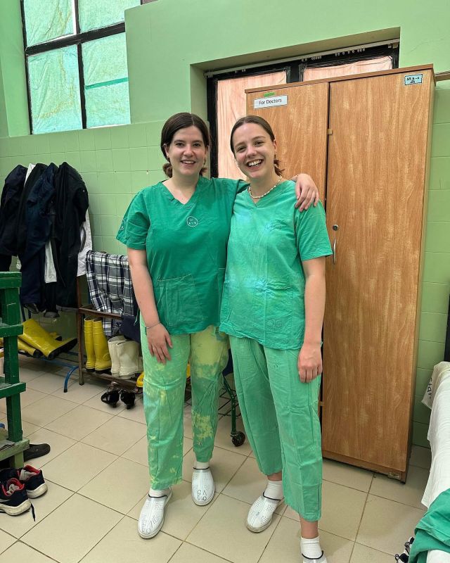 Our Medical Project recently, according to two final year med students 👩‍⚕️👩‍⚕️➡️

💭 ‘Myself and a friend booked the medical project for the compulsory elective in final year of medical school… the private hospital provided an introduction to the healthcare system for those who have not had a medical placement before, whereas at Balapitiya Base Hospital we rotated between surgery, the emergency room, obstetrics, gynaecology theatres and paediatrics. While it has been a completely ‘hands-off’ placement, the documentation is in English and the staff converse in English, which helped to understand what we were witnessing. The Ayurvedic lecture was also really interesting, introducing us to an alternative way of thinking of the body, mind and consciousness and it’s effect on health.’

#pmgy #pmgysrilanka #pmgymedical #travel #volunteer #srilanka