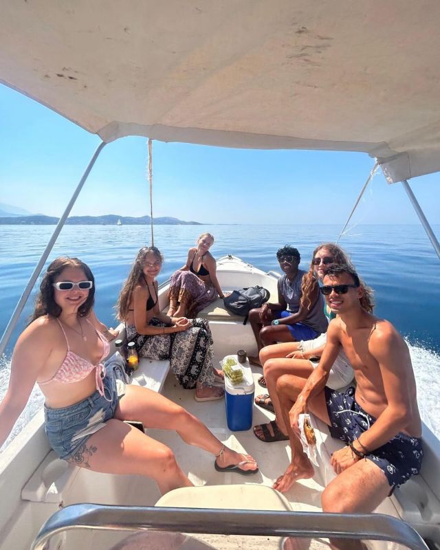 Our PMGY volunteers in Greece certainly know how to make the most out of their experience! 🤩 After working with the turtles, they have the rest of their day to relax and immerse themselves in the breathtaking nature and beautiful blue oceans that Greece has to offer! 🇬🇷

#pmgygreece #pmgywildlife #pmgyturtles #pmgy #planmygapyear #volunteer #volunteerinf #turtle #travel #greece
