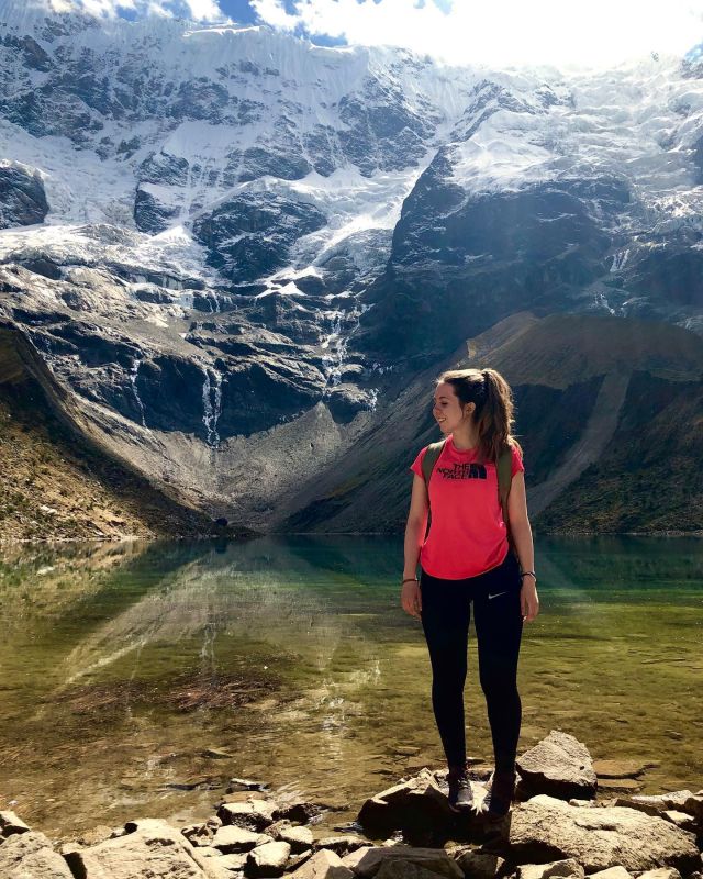 • Lake Humantay • Peru • 
After hiking to this beautiful lagoon at 4,200 meters, we thought it was only right to recover with a pint in the highest Irish pub in the world 🍺
•
•
•
•
•
#Humantay #Humantaylake #Lakehumantay #humantaylagoon #lake #lagoon #lagunahumantayperu #lagunahumantay #water #nature #glacier #aquamarine #instatravel #hiking #walking #views #Peru #pmgy #pmgyperu #southamerica #travel #travelblog #travelling